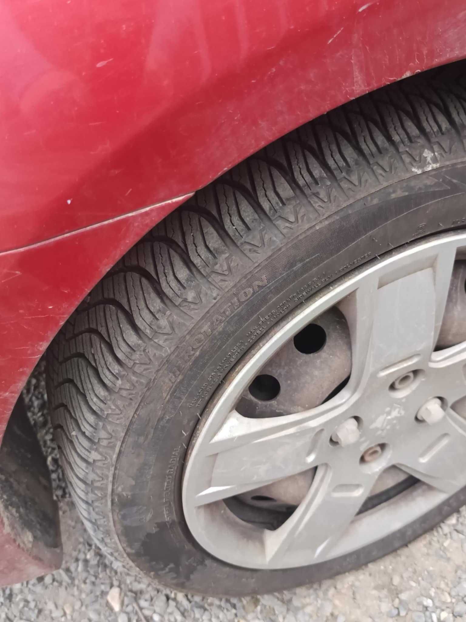 Vând Chevrolet Aveo