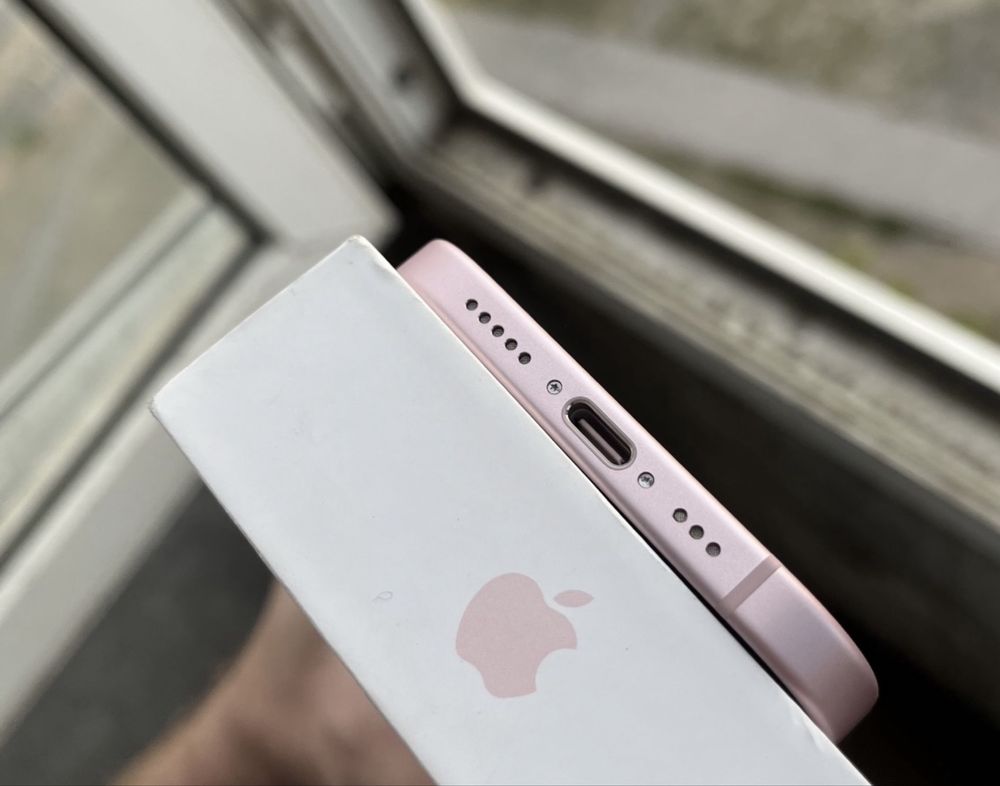 Iphone 15 идеальном состоянии