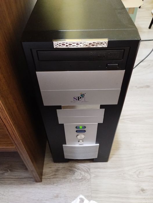 Настолен компютър