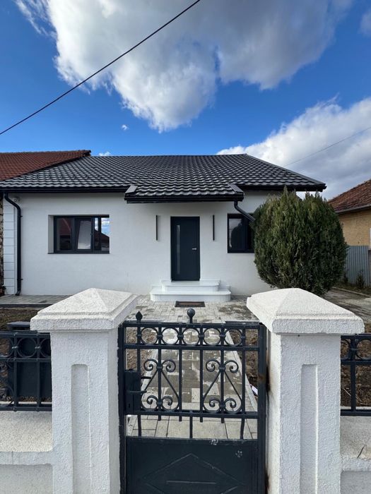 Casa 140 mp si curte cu livada 600 mp aproape de centru