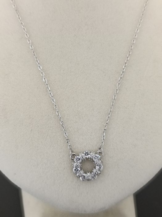 Нежная серебряная цепочка с кулоном.Изделие премиум качества