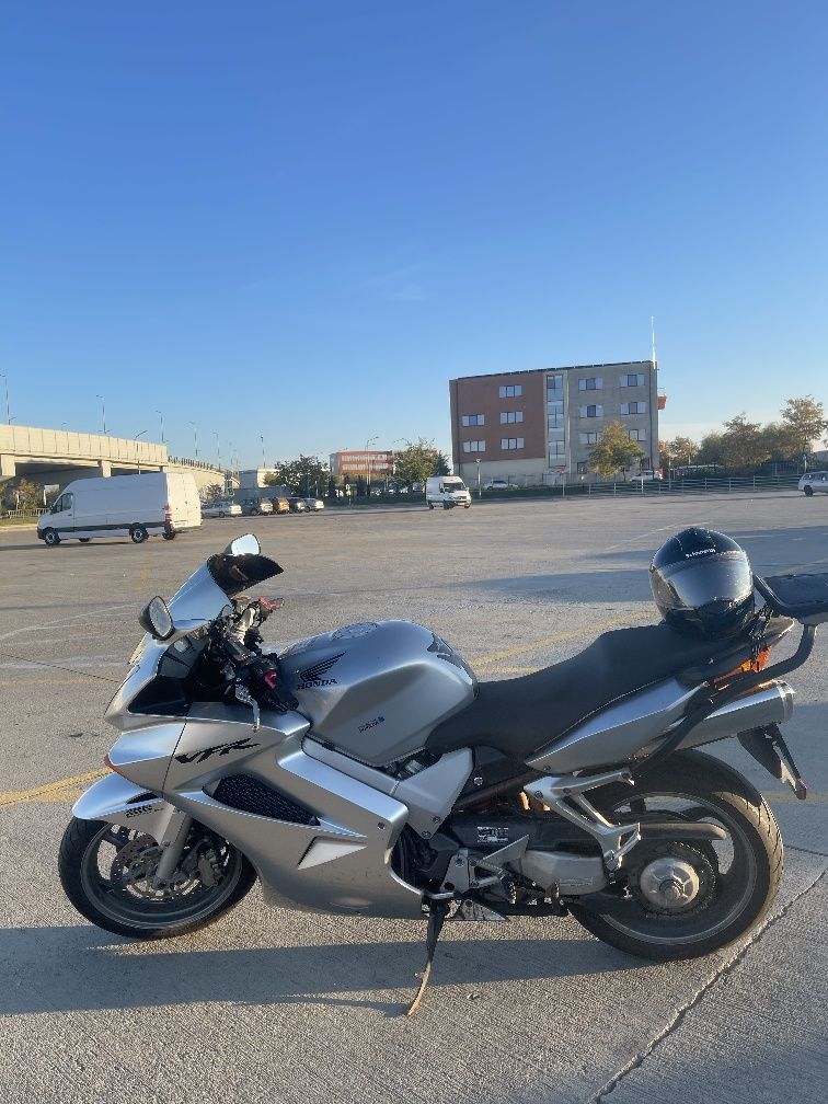 Honda VFR 800 V-Tec