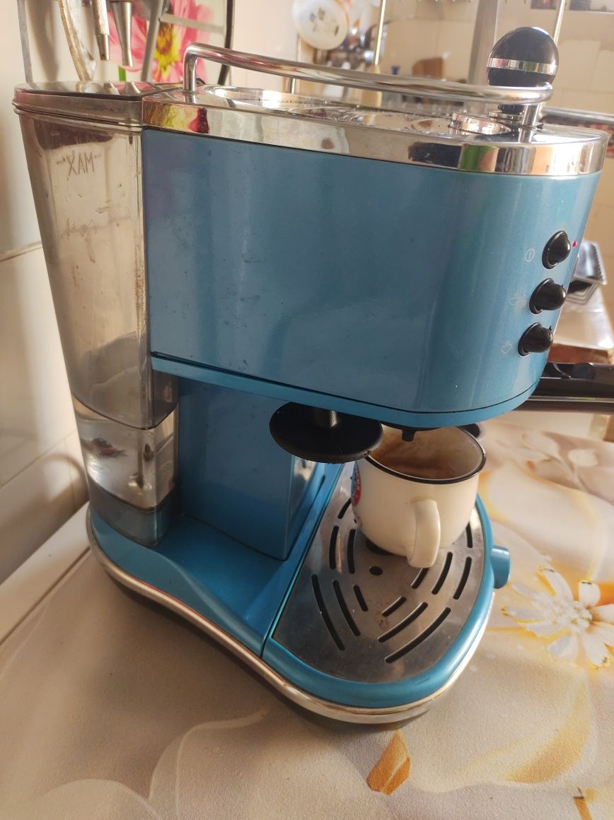 Кафемашина Delonghi EC 310 B