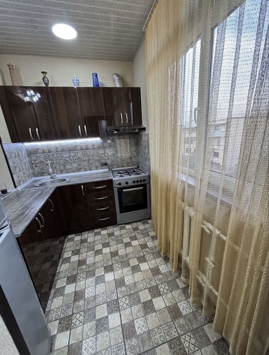 77 серия Чиланзар 20 квартал