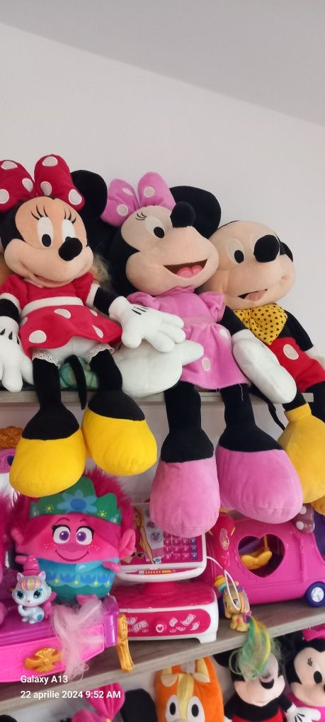 Colecția de plusuri Minnie