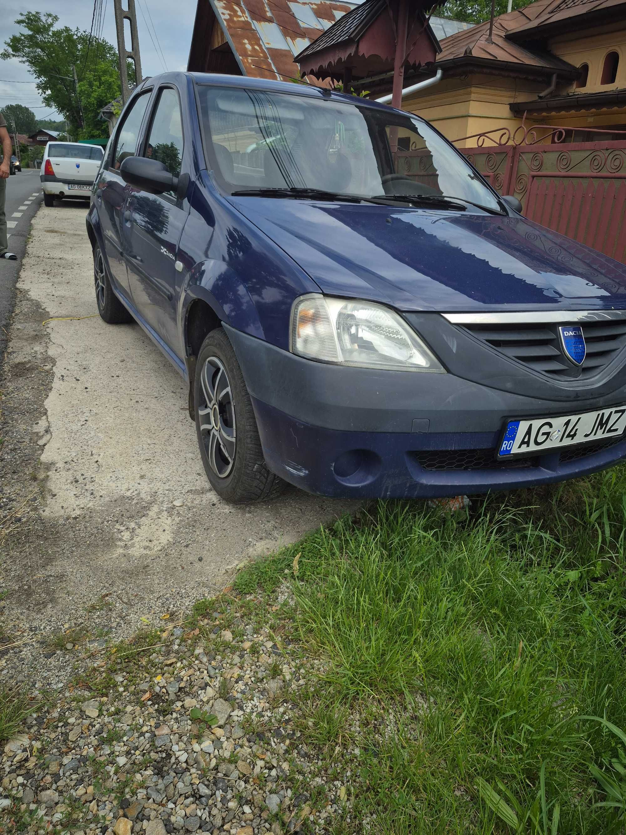 De vanzare logan