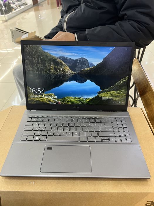 Acer Aspire 5 ноутбук