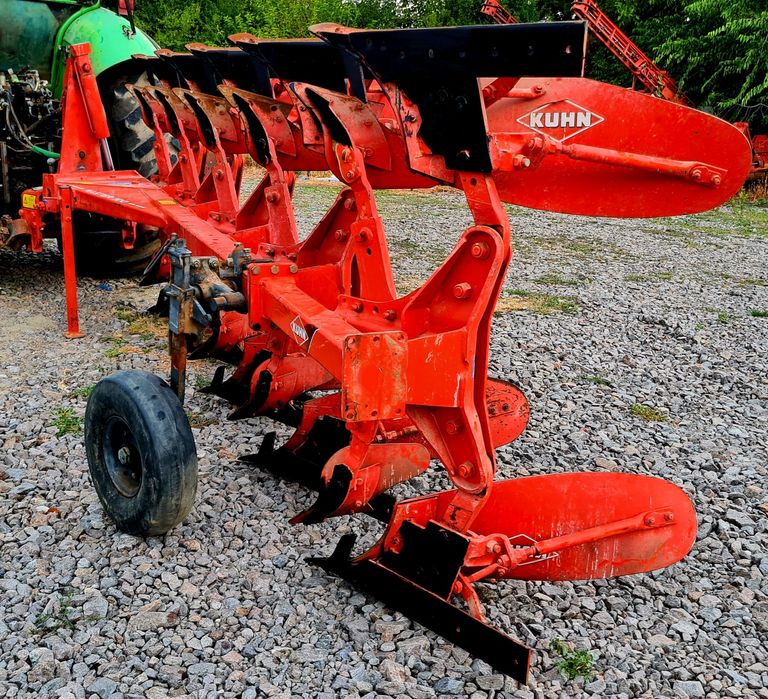 Plug reversibil cu 5 trupite KUHN Master 100 4+1 brazde