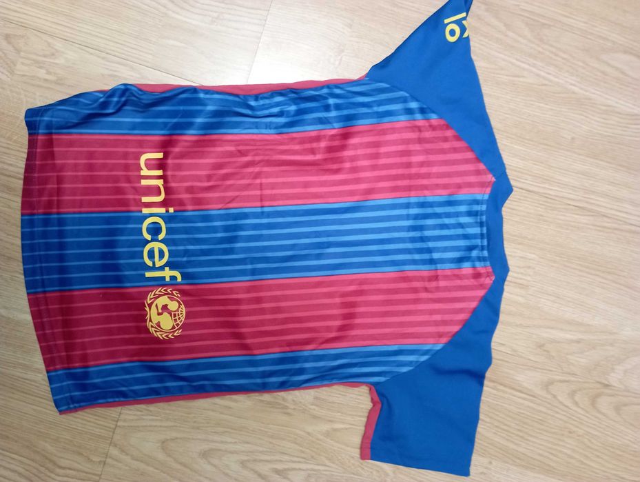 Детски футболни екипи