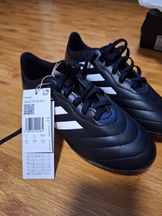 Ghete crampoane adidas noi