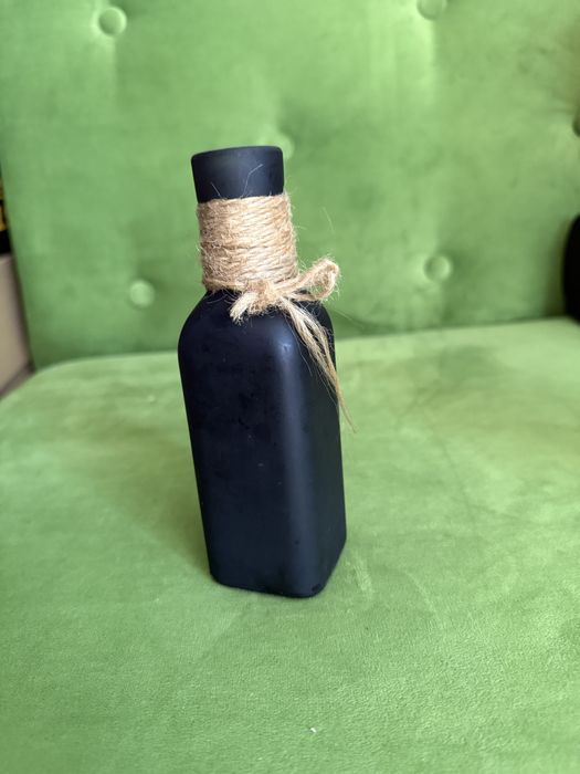 Vaza decorativa negru mat(30bucati model rotund;5 bucati model patrat)