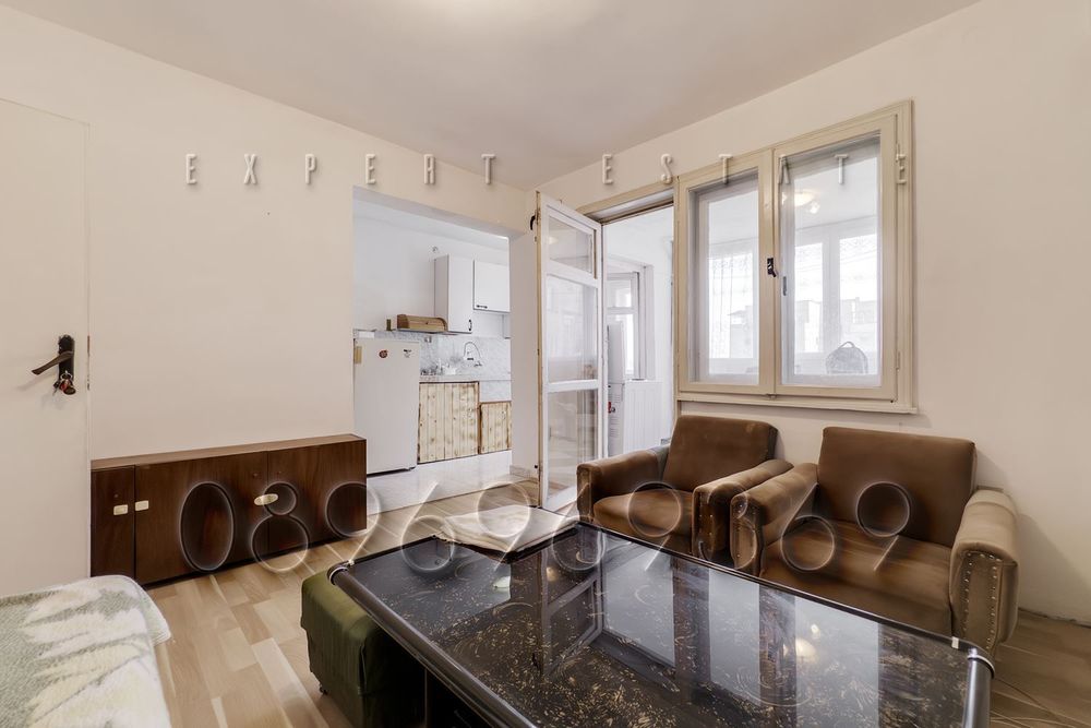 Продава се Четиристаен апартамент в Варна, Център - 105 кв.м за 1761 €/кв.м - Снимка #9