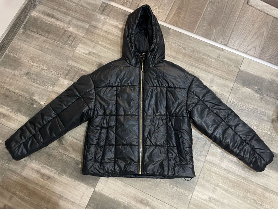 Nike дамско яке S