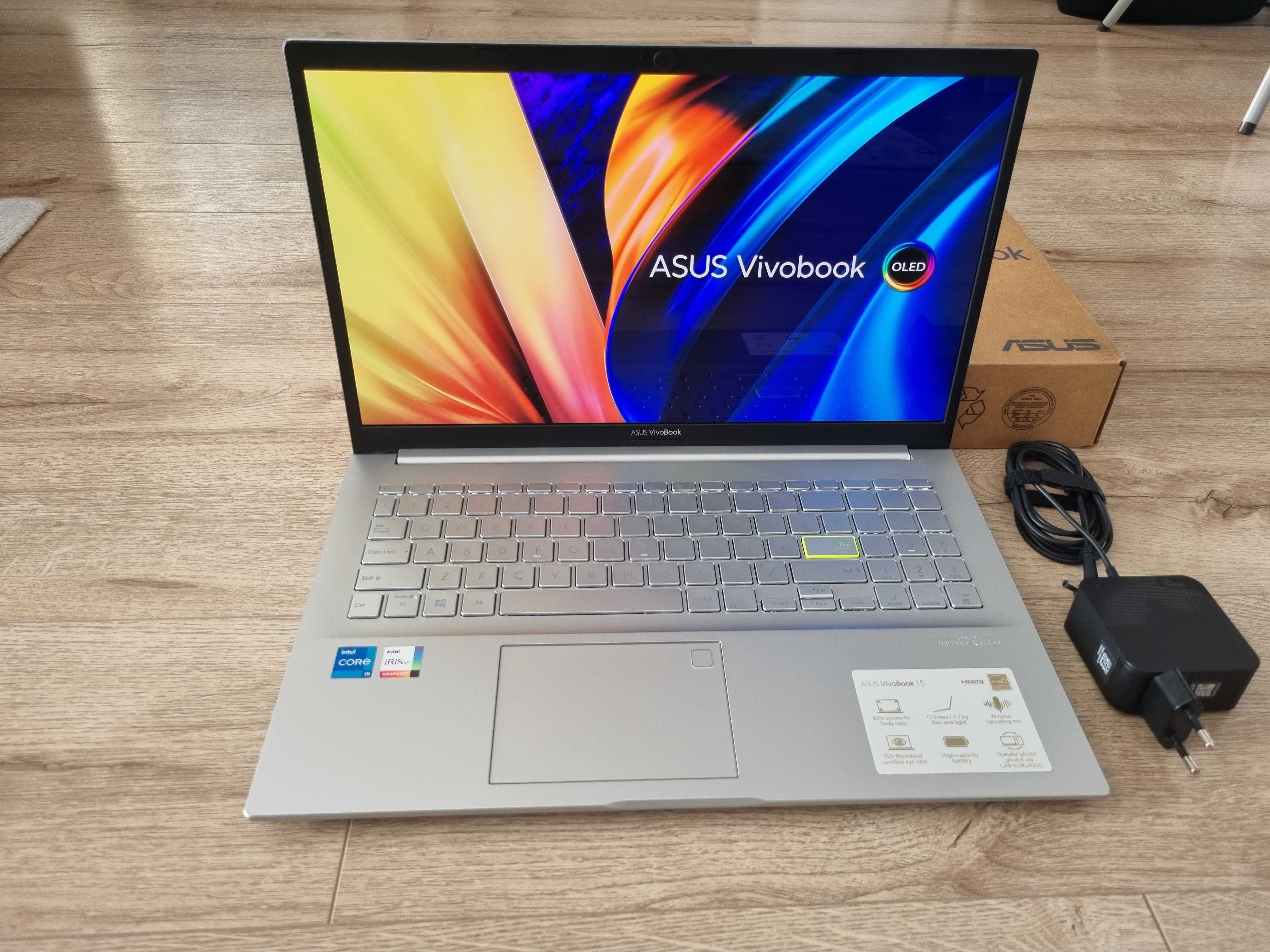 ASUS VivoBook cu procesor i5