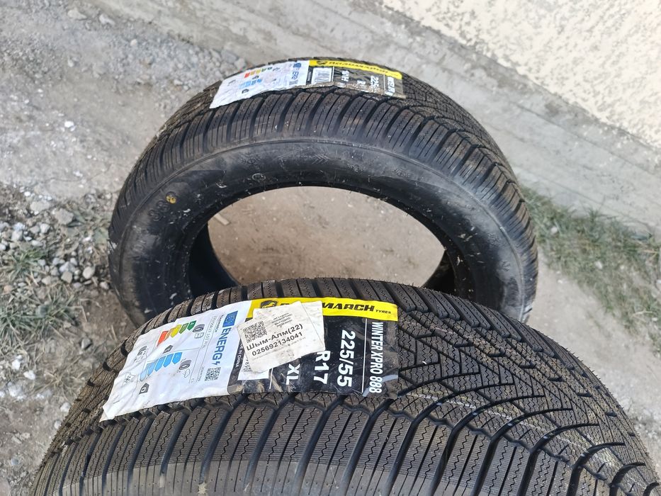 Шины новые 225/55/17