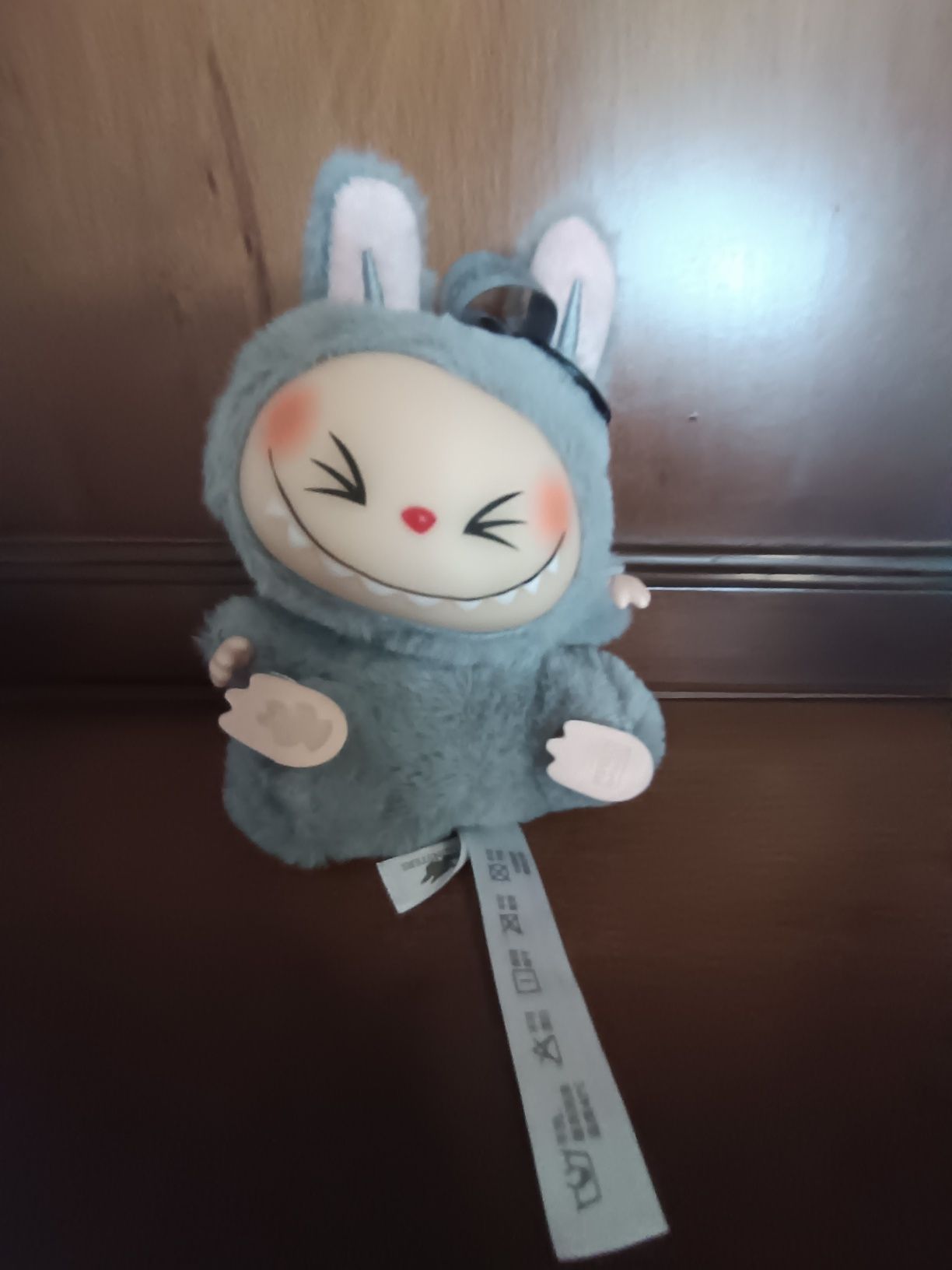 Labubu original.
