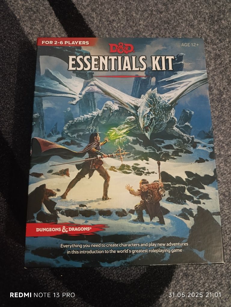 D&D настолна игра в ПЕРФЕКТНО СЪСТОЯНИЕ!