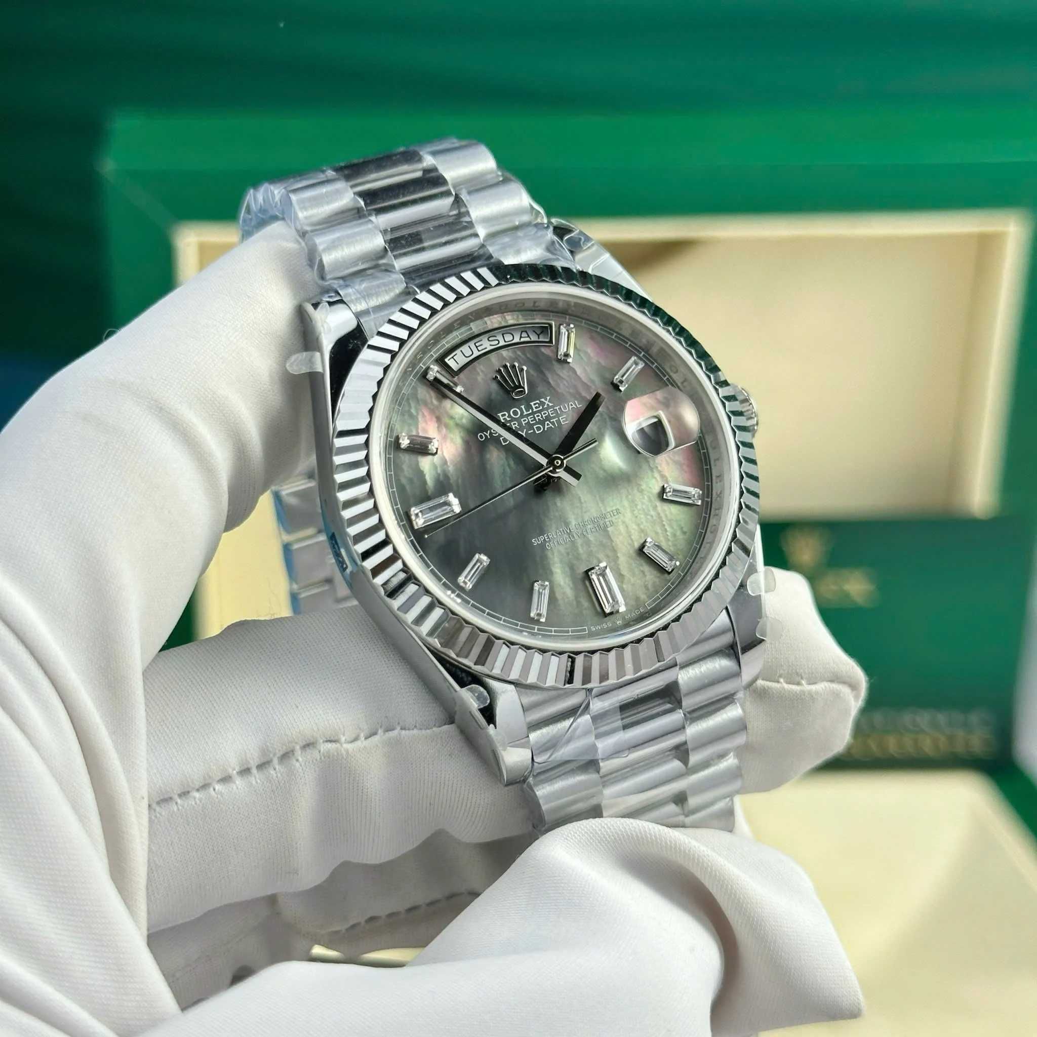 Rolex Day-Date 40mm сребърна колекция