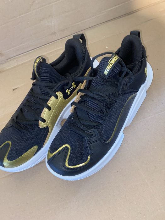 Under Armour, Pantofi slip-on pentru baschet