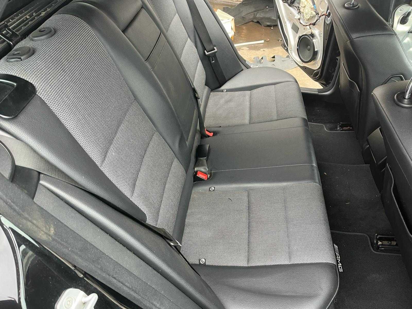 fata/fete usi , interior semi-piele Mercedes Benz Lci/ C 220 CDI /W204