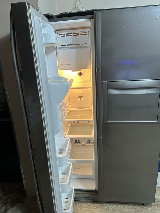 Хладилник Samsung