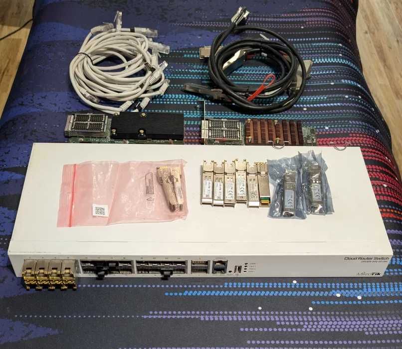 Switch Mikrotik CRS326-24S+2Q+RM - 24XSFP+ (10G) 2X40G