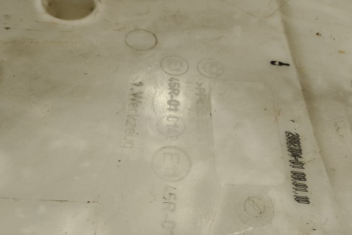 Vas lichid parbriz 45R-01 0142 BMW X1 E84