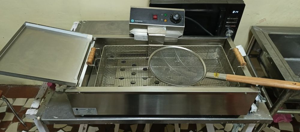 Продам фритюрницу Hurakan HKN EF16