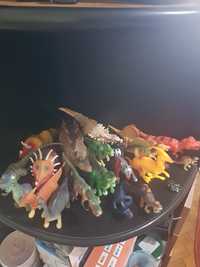 Vand animale domestice/sălbatice si dinozauri figurine