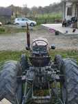 Vând tractor 445, sau schimb cu balotieră rotundă