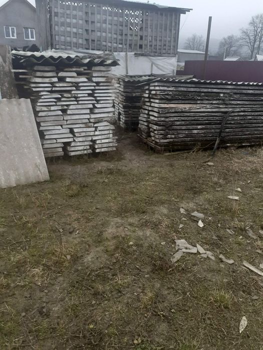 Vând dulap si scândură stejar ,frasin