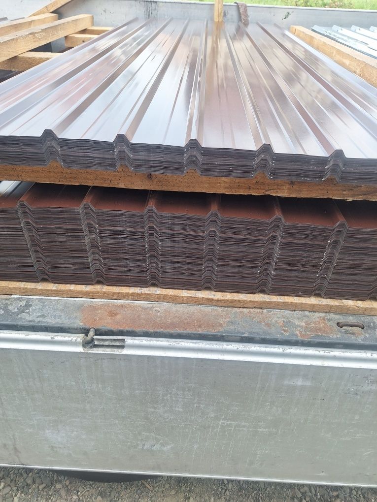 Tabla cutata colorata și zincata oferta