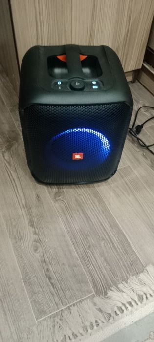 Аудиосистема JBL PartyBox Encore Essential
