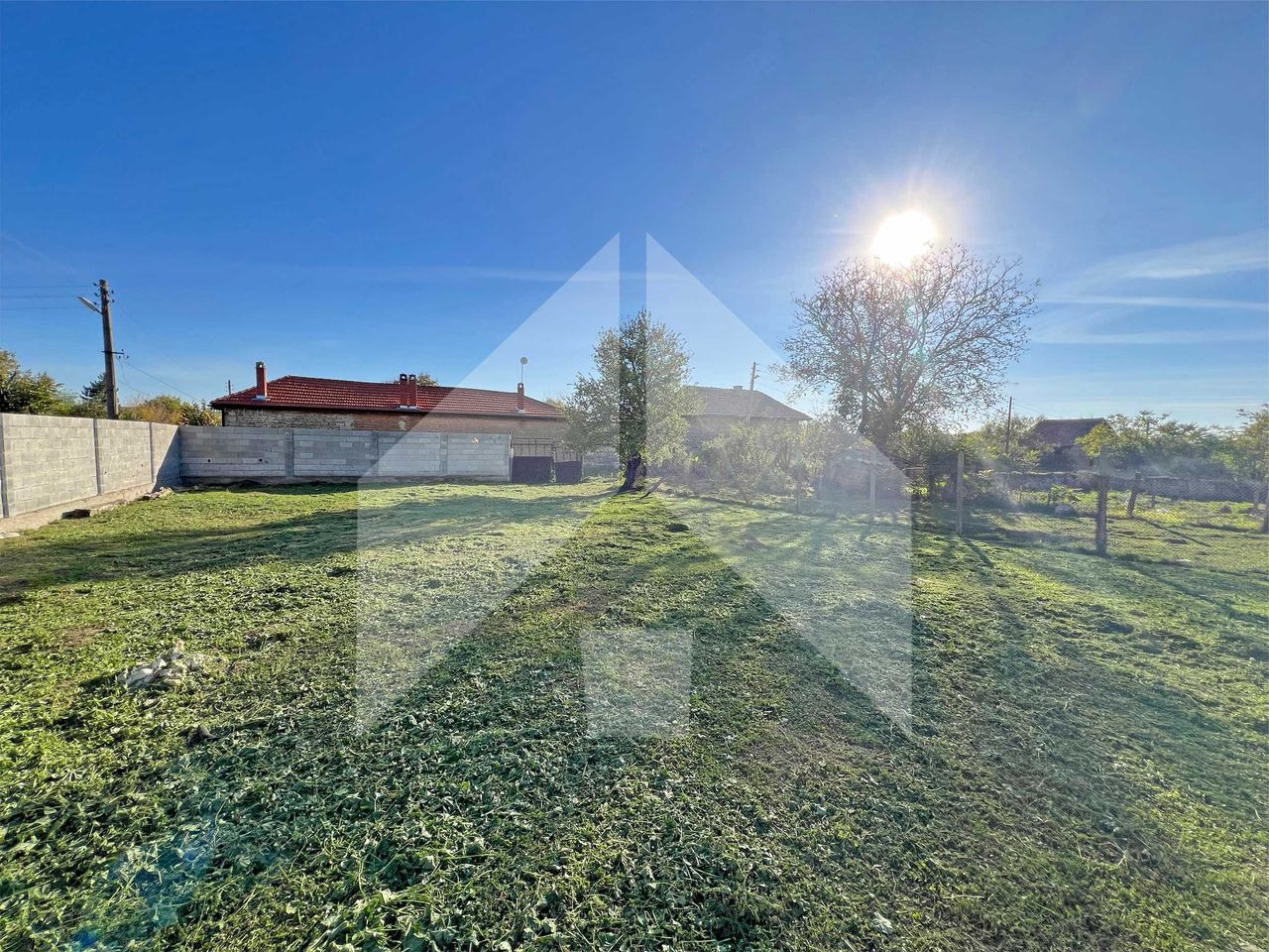 Продава се Къща в Нови пазар - 98 кв.м за 287 €/кв.м - Снимка #21