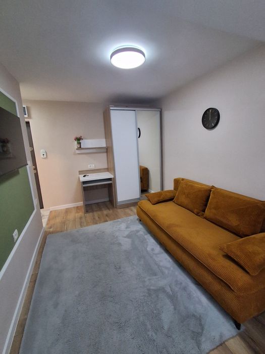 Închiriez garsoniera lux rogerius