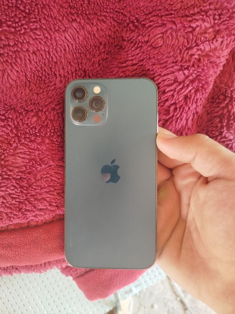 Iphone 12 pro sotiladi