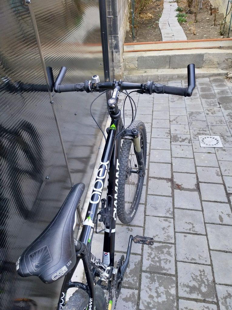 Bicicletă mtb 3x9,M.furcă aer.