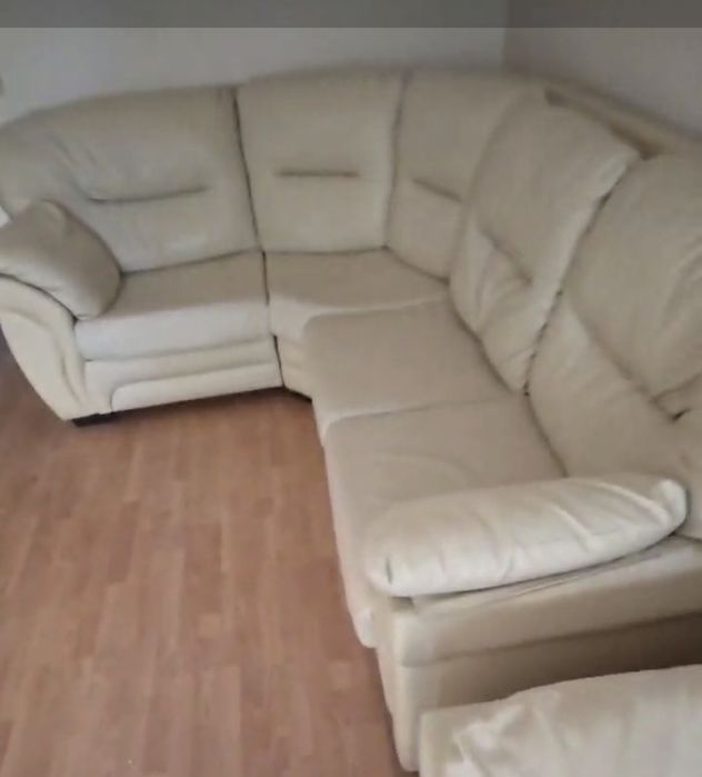 Продам срочно диван