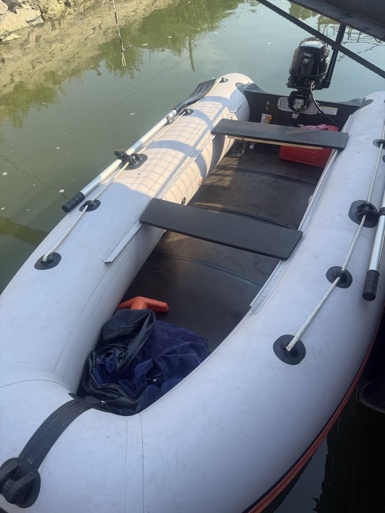 Barca klibri / motor Tohatsu 5 cp