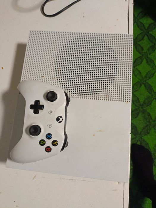 Xbox one s sotiladi obmen