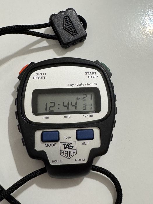 Tag Heuer Microsplit 1000, cronometeu digital cu ceas si alarma.