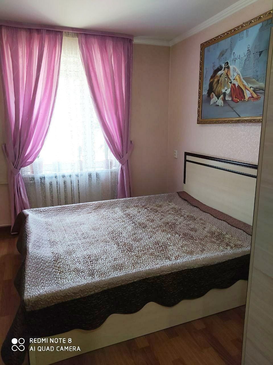 Срочно ! Шота Руставели 3комнатная -67м²  , ориентир кафе BON