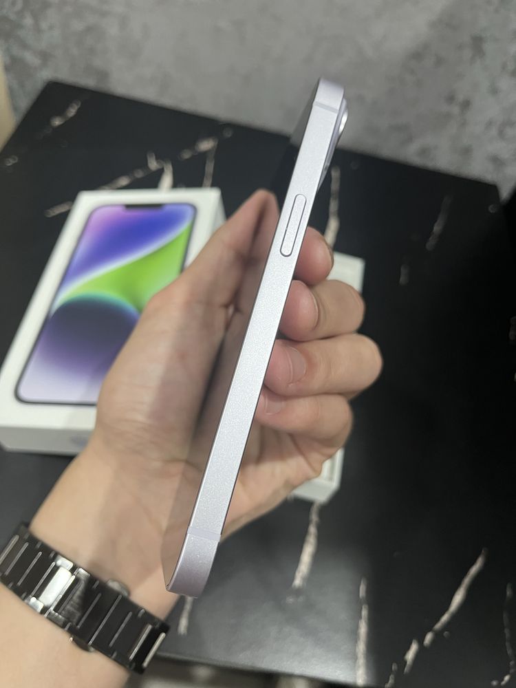 iPhone 14 128GB (Сиреневый) в идеальном состоянии