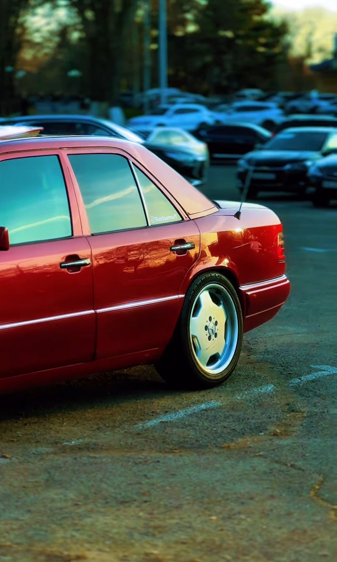Mercedes-Benz W124 E320