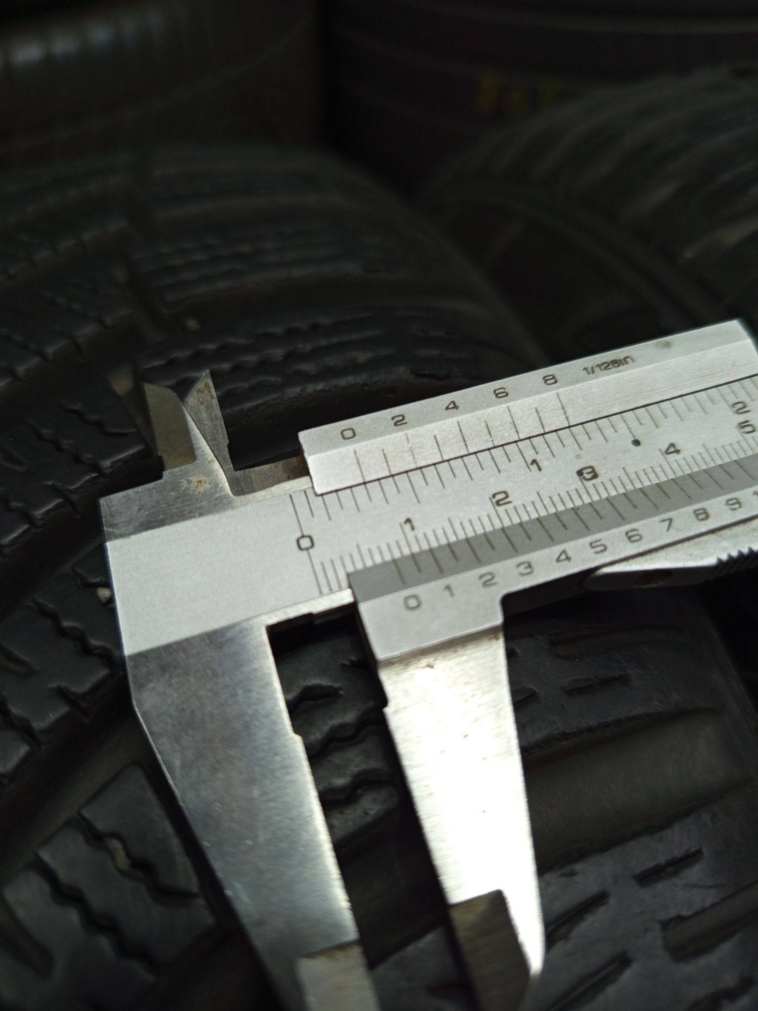 Falken 245/45/18-2бр 8.0мм