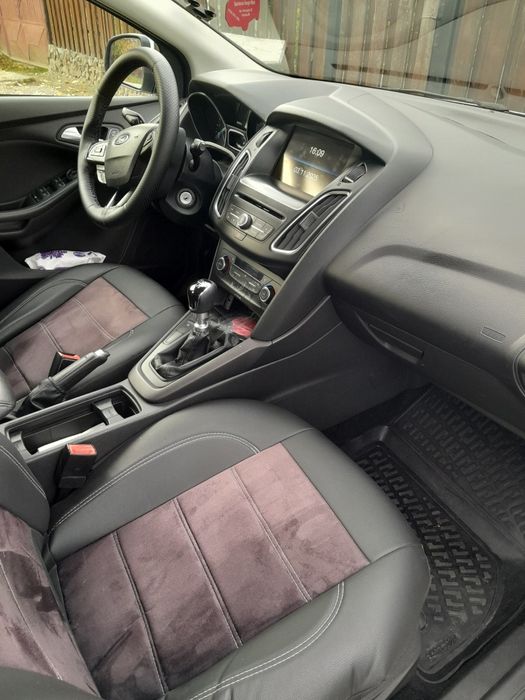 Vand Ford Focus 2015 ,unic proprietar masina personala si intretinuta.