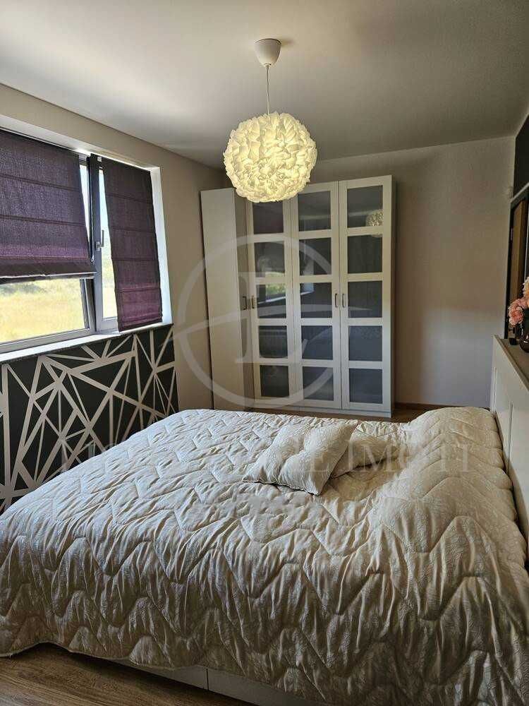 Продава се Къща в с. Марково, Област Пловдив - 365 кв.м за 2000 €/кв.м - Снимка #5