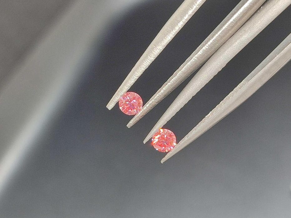 Розови Диаманти създадени в лабораторни условия