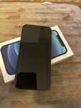 Vand i phone 12.schimbat dispaly.merge si arata foarte bine