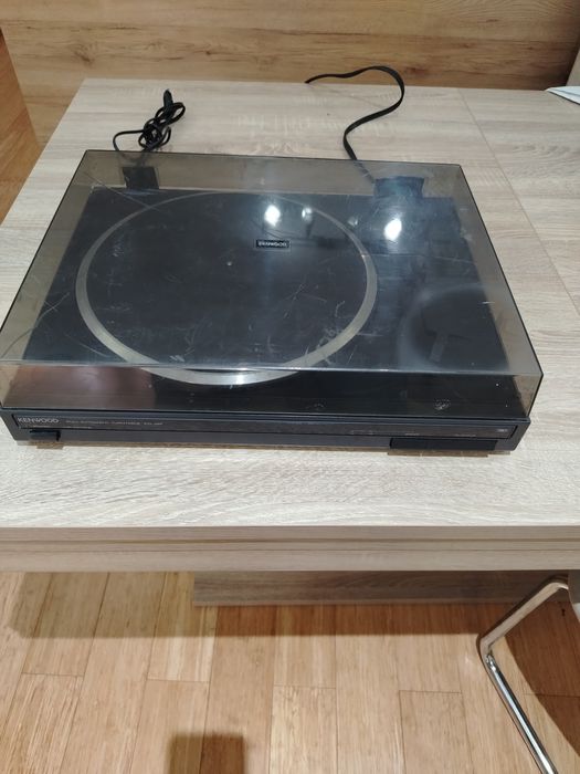 Грамофон KENWOOD KD 48F пълен автоматик.